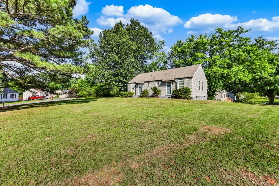 48 Maple St, Clarksville, TN 37042 - #2