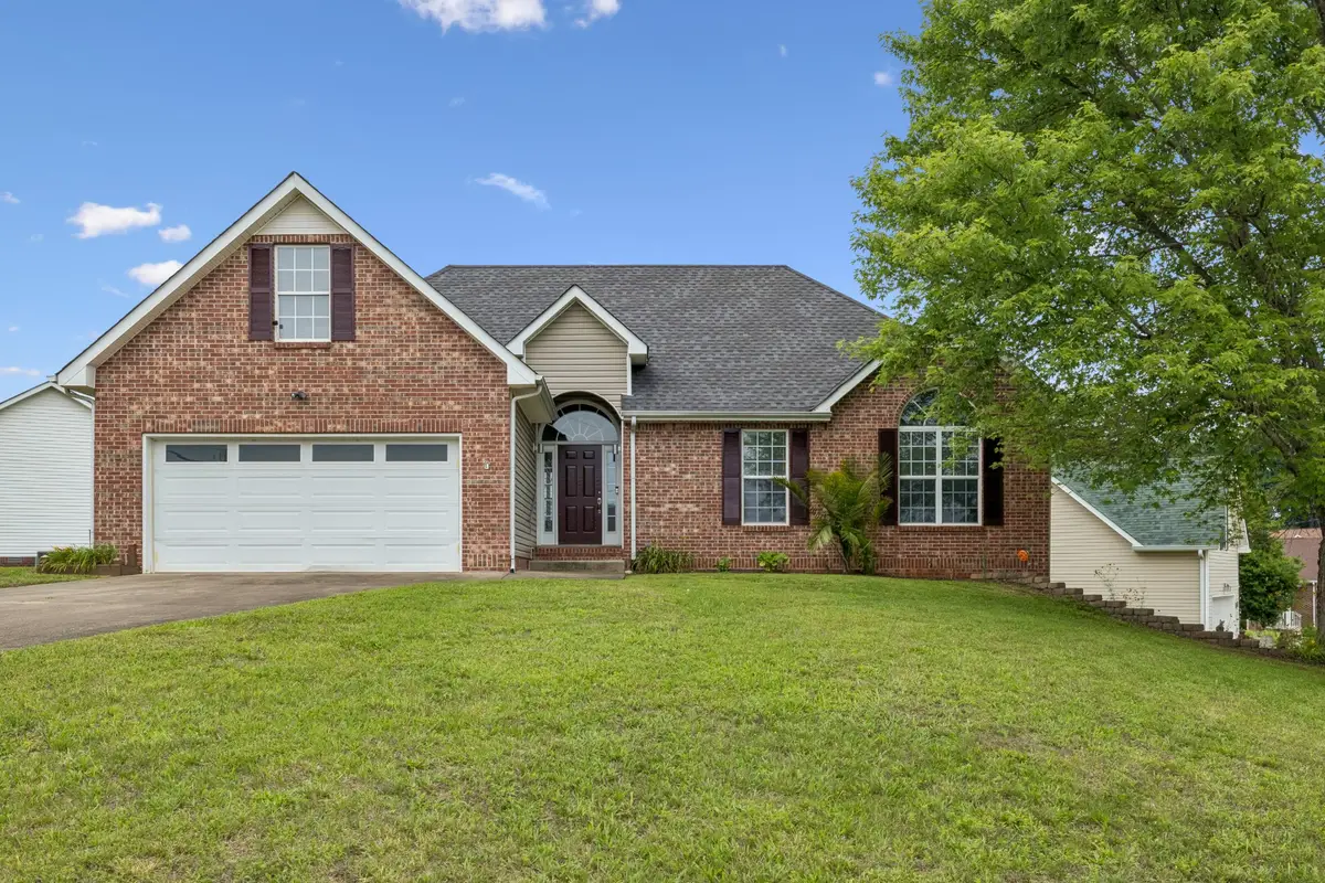 3127 Clydesdale Dr, Clarksville, TN 37043 - #1
