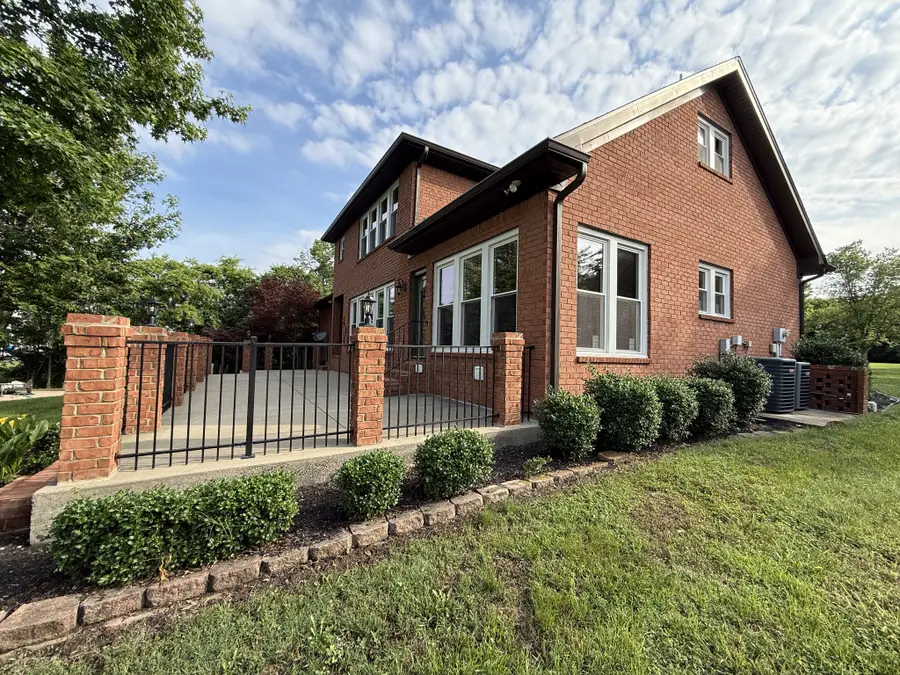 2208 Horn Springs Rd, Lebanon, TN 37087 - #2