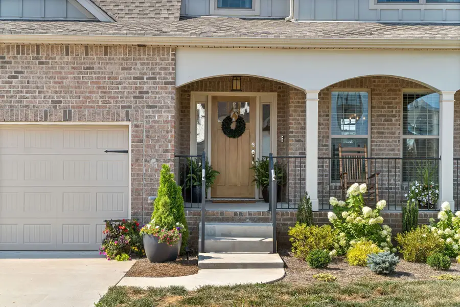 732 Jersey Dr, Clarksville, TN 37043 - #3