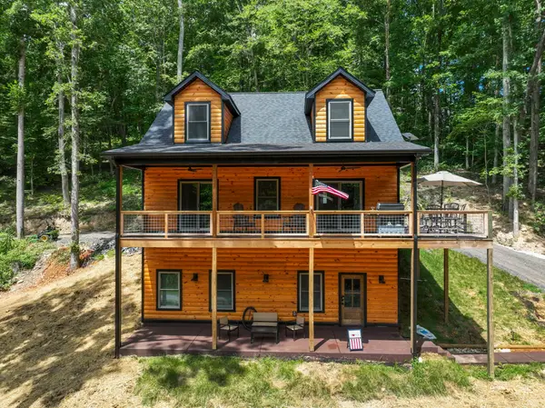 9500 Mcfarlin Rd, Bon Aqua, TN 37025