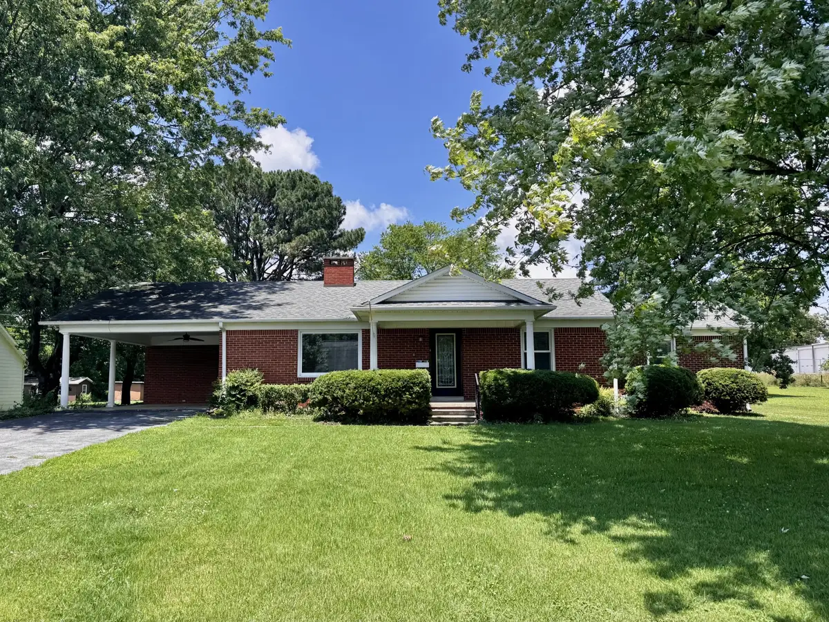 211 Church St, Loretto, TN 38469 - #1