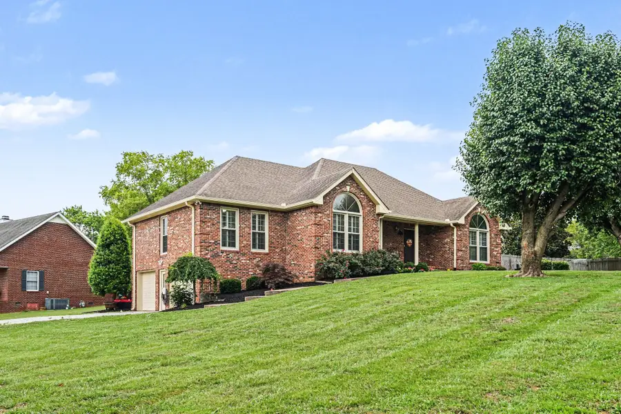 100 Macintosh Dr, Springfield, TN 37172 - #3