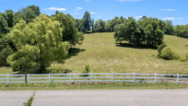 499 Mount Herman Rd, Shelbyville, TN 37160