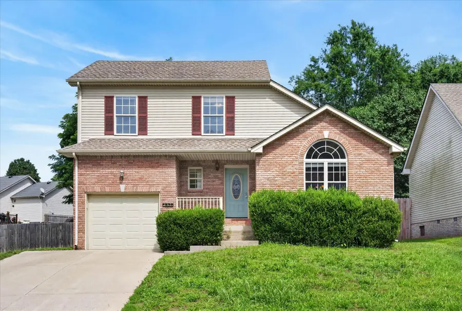 661 Deer Ridge Dr, Clarksville, TN 37042 - #2