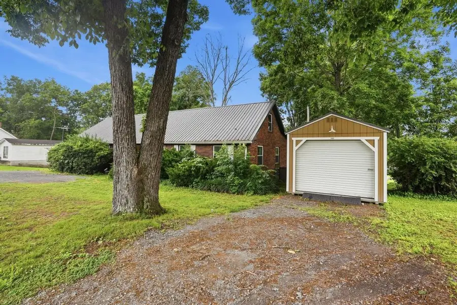 553 Lafayette Rd, Red Boiling Springs, TN 37150 - #2