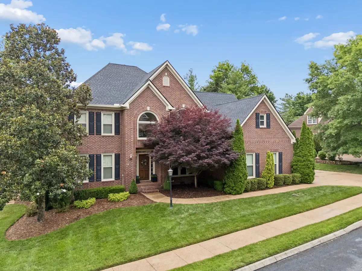 216 Halberton Dr, Franklin, TN 37069 - #1
