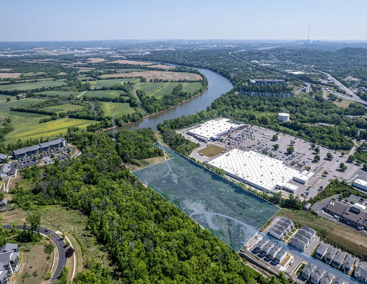 5754 River Rd, Nashville, TN 37209 - #1