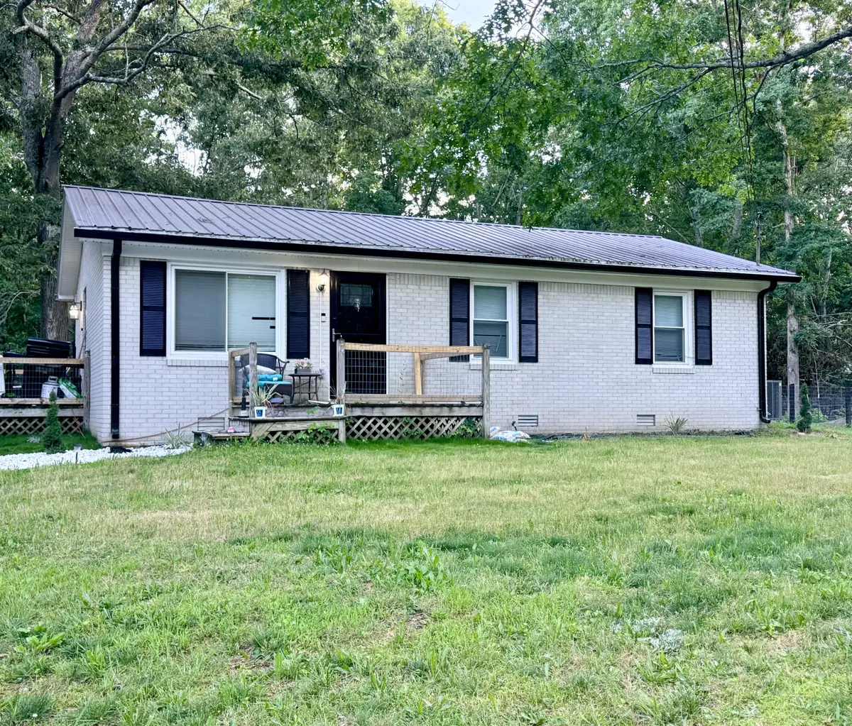 6571 Woodland Park Cir, Nunnelly, TN 37137 - #1