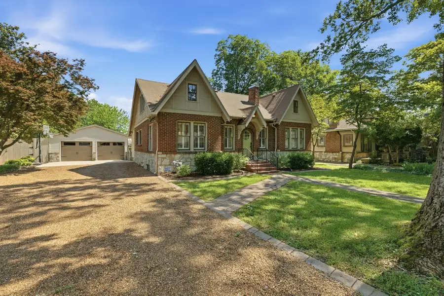 819 E Burton St, Murfreesboro, TN 37130 - #2