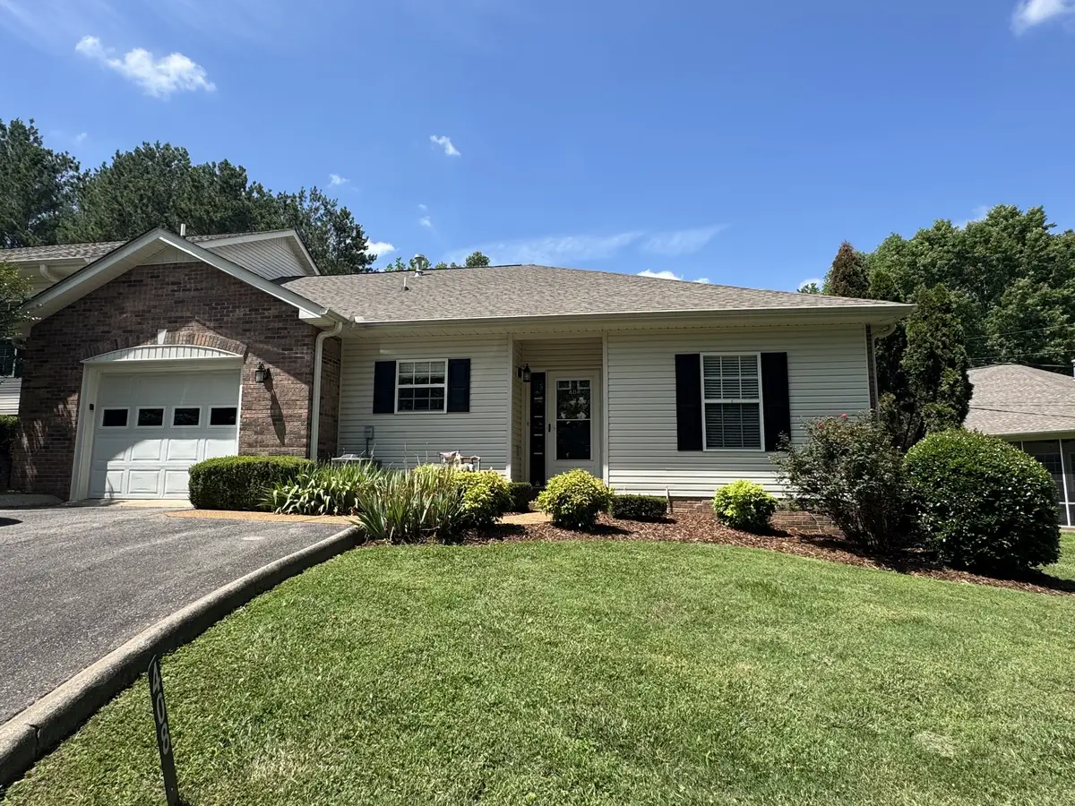 408 Village Cir, Dickson, TN 37055 - #1