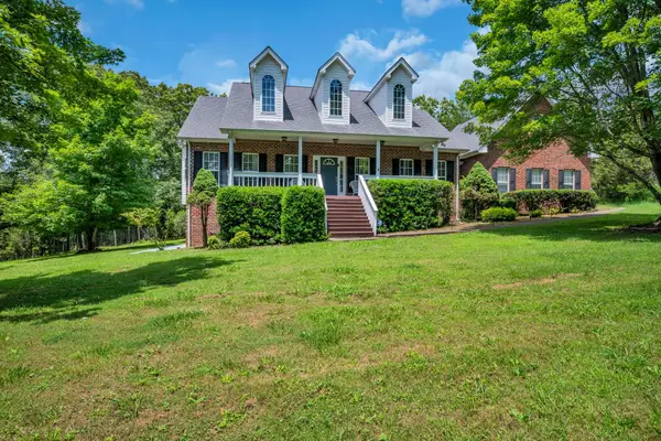 1217 Nelson Rd, Dickson, TN 37055
