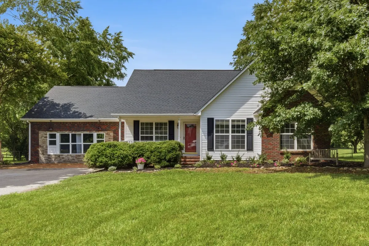 3609 Chunn Valley Dr, Spring Hill, TN 37174 - #1