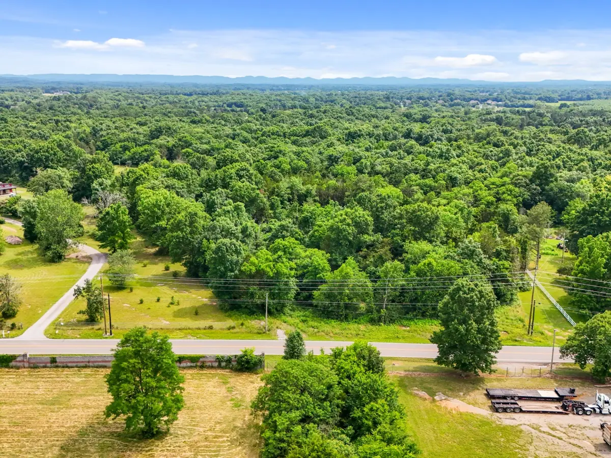 4346 Veals Rd, Murfreesboro, TN 37127 - #1