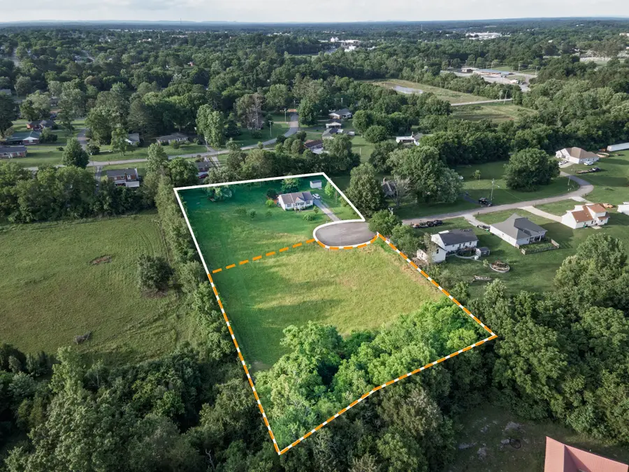 1 Meadow St, Lewisburg, TN 37091 - #2