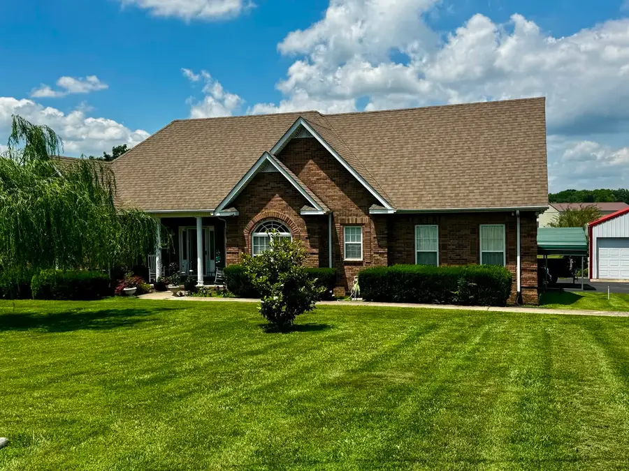 537 Tuck Rd, Lafayette, TN 37083 - #3