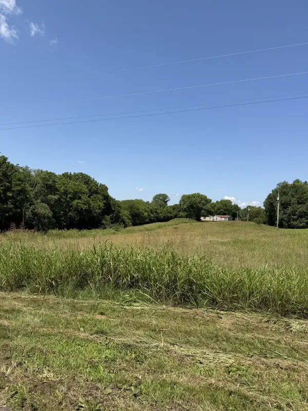 1211 Littleton Ranch Rd, Castalian Springs, TN 37031