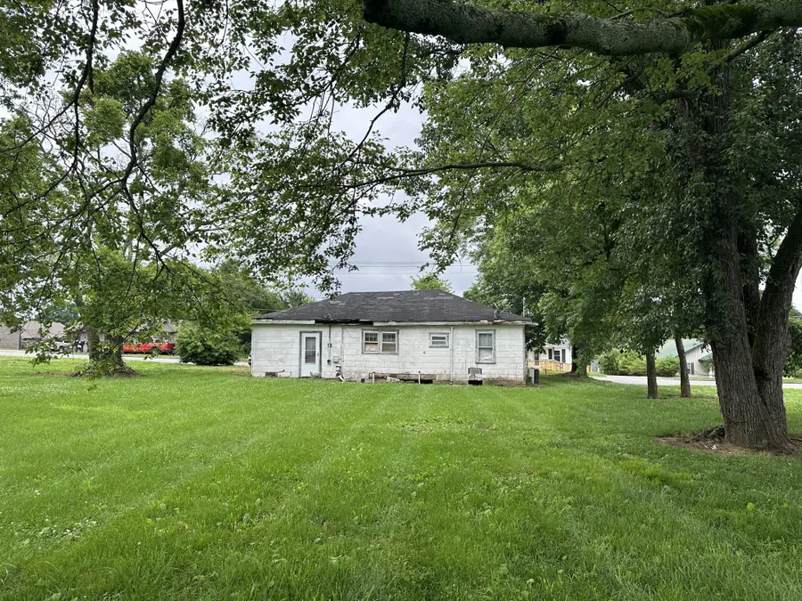 111 Bethany Ln, Shelbyville, TN 37160 - #3