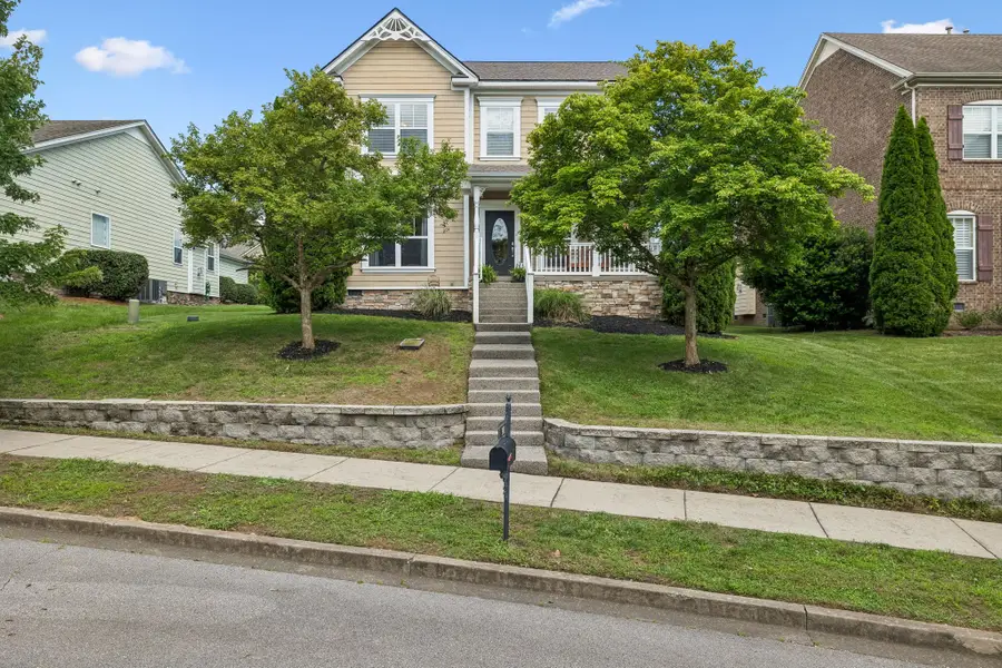 303 Verde Meadow Dr, Franklin, TN 37067 - #2