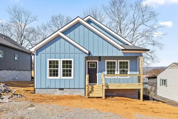 909 N Chamberlain Avenue, Chattanooga, TN 37406