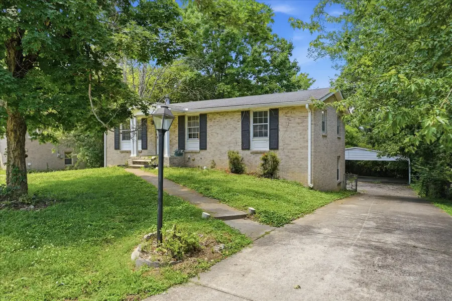 413 Clearwater Dr, Nashville, TN 37217 - #3