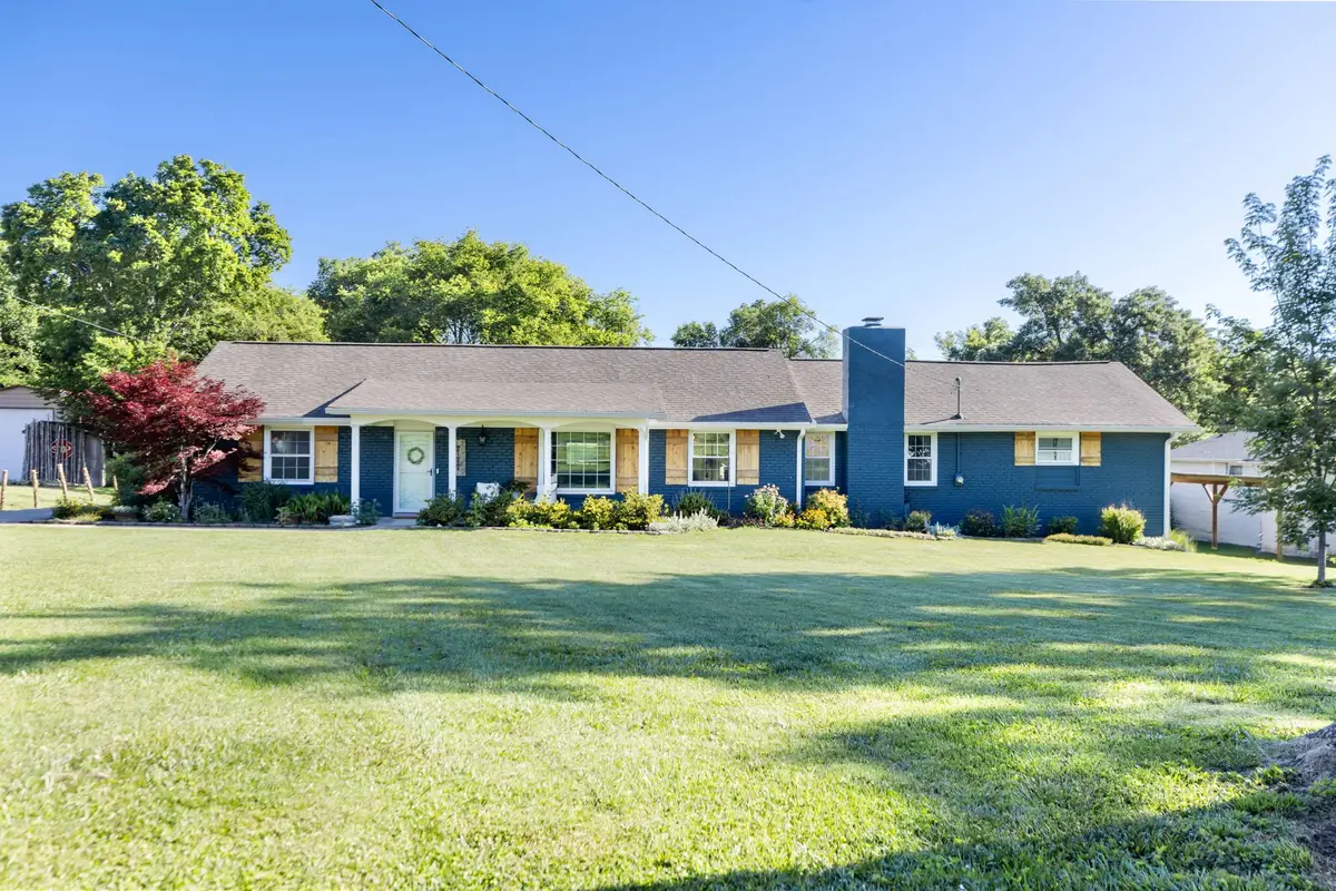 208 Wellington Dr, Madison, TN 37115 - #1