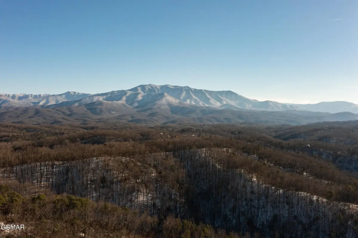 4364 Powdermill Estates Rd, Sevierville, TN 37876 - #1