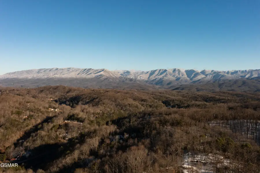 4364 Powdermill Estates Rd, Sevierville, TN 37876 - #3