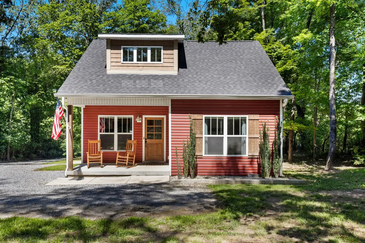 115 N Adams St, Adams, TN 37010 - #1
