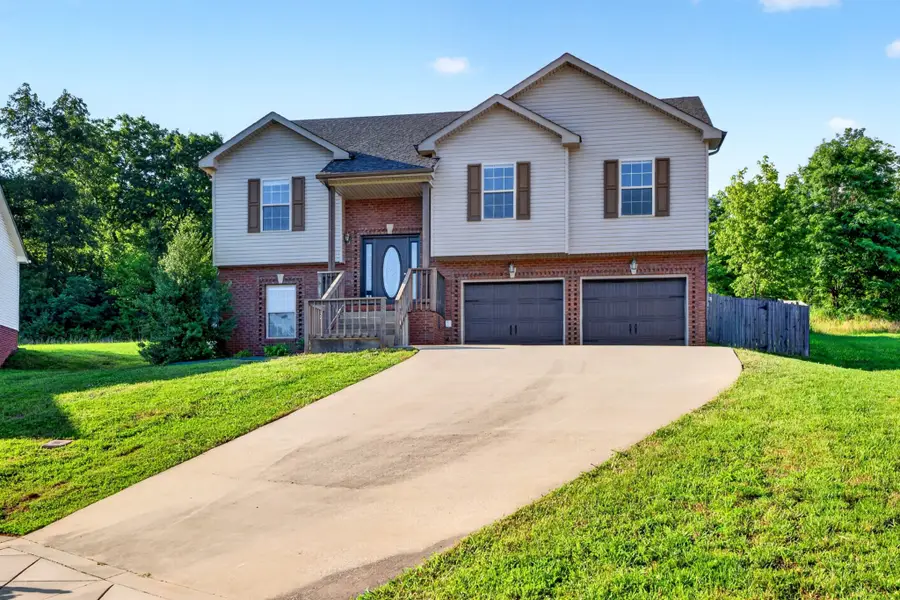 493 Comanche Ct, Clarksville, TN 37042 - #2