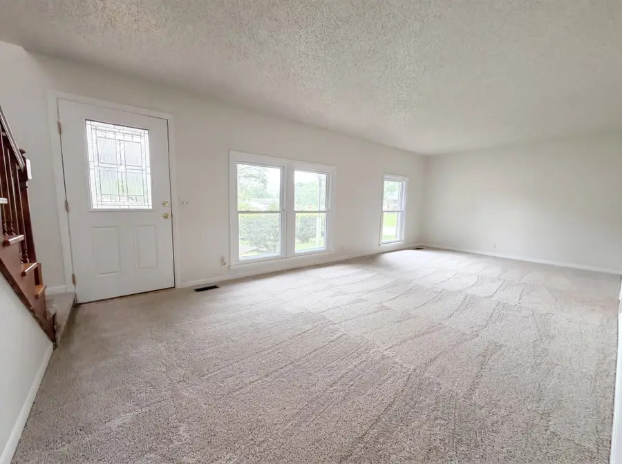 2536 Edge O Lake Dr, Nashville, TN 37217 - #3