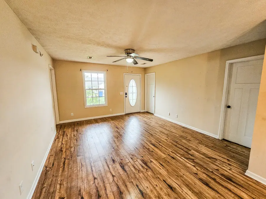 103 Stonefield Cir, Shelbyville, TN 37160 - #3