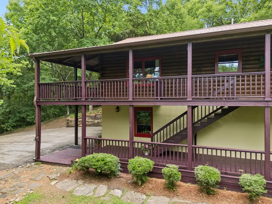 2668 Thompson Station Rd E, Thompsons Station, TN 37179 - #2