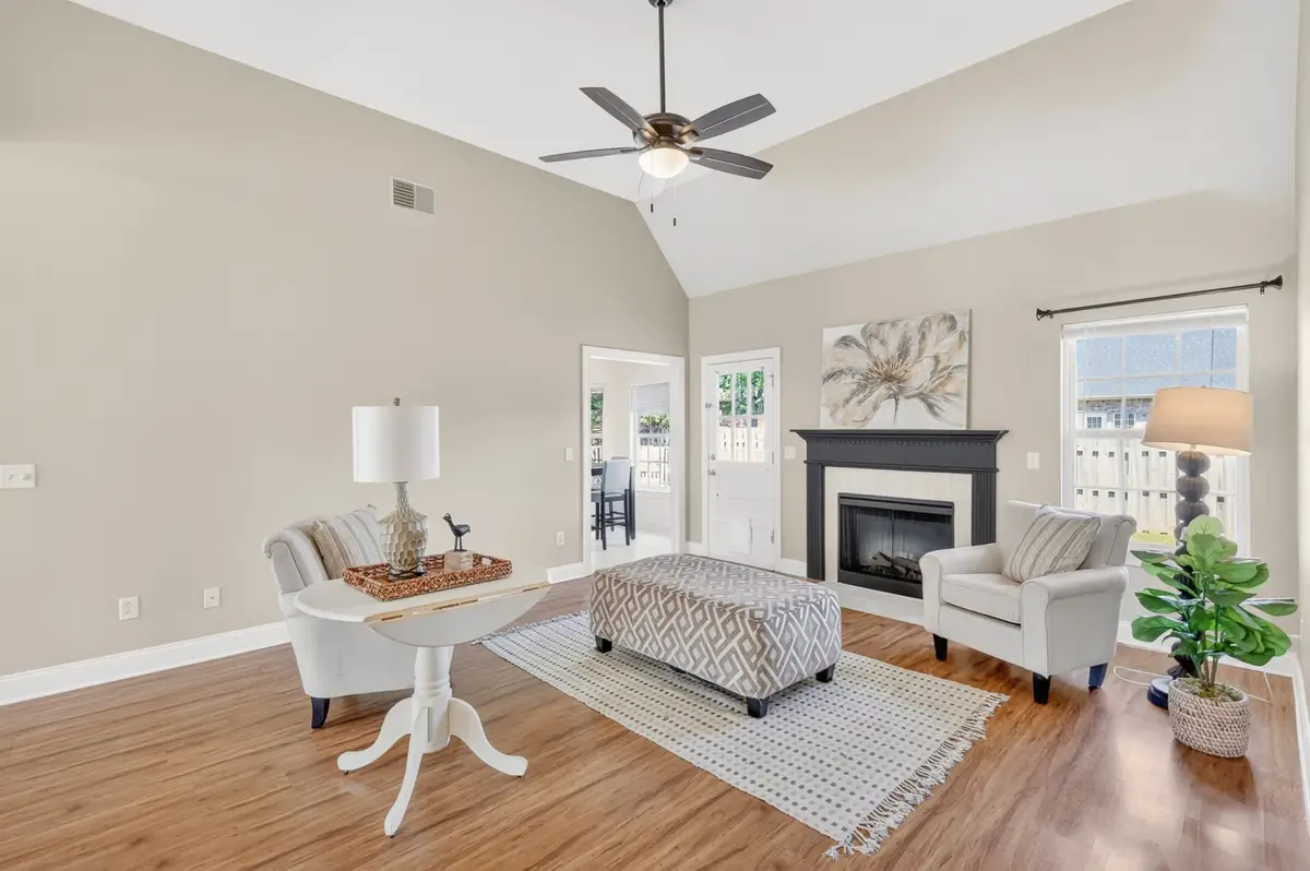 2626 Westhaven Dr, Murfreesboro, TN 37128 - #1