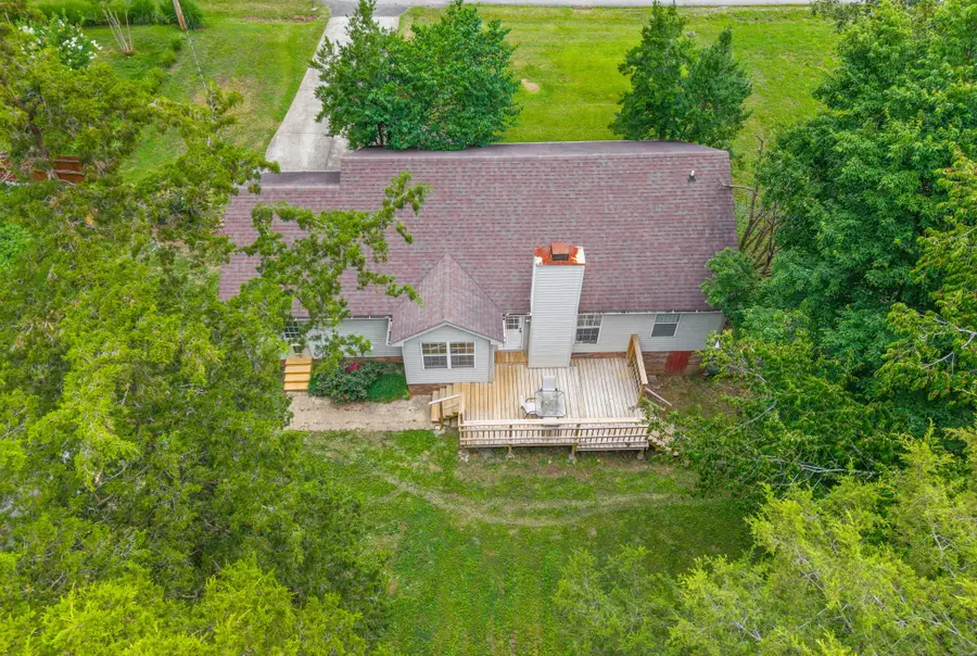 3325 Backridge Rd, Woodlawn, TN 37191 - #2