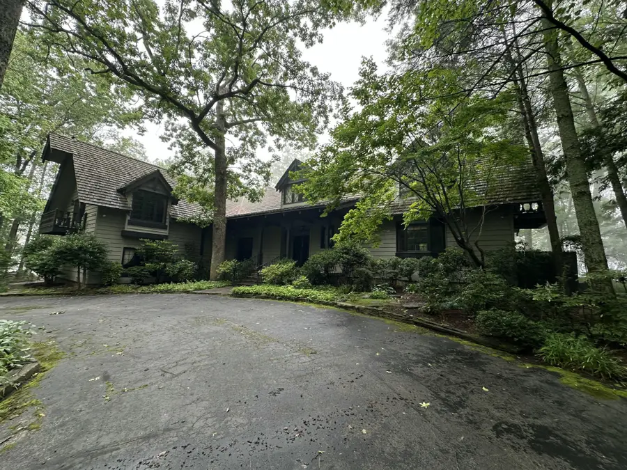 4608 Chestnut Avenue, Signal Mountain, TN 37377 - #3