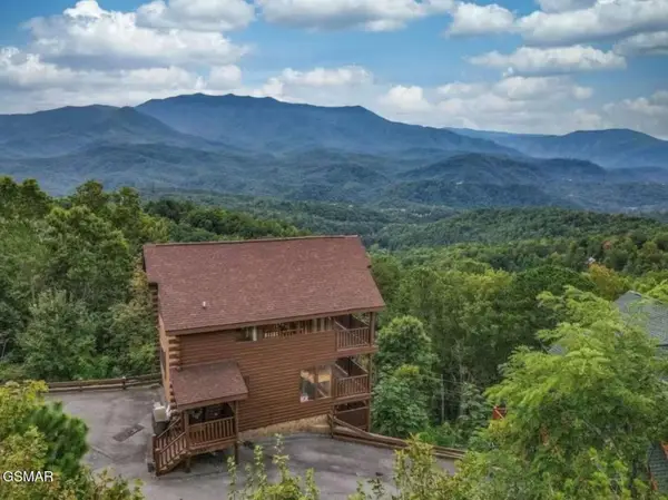1154 Villa Overlook Way, Gatlinburg, TN 37738