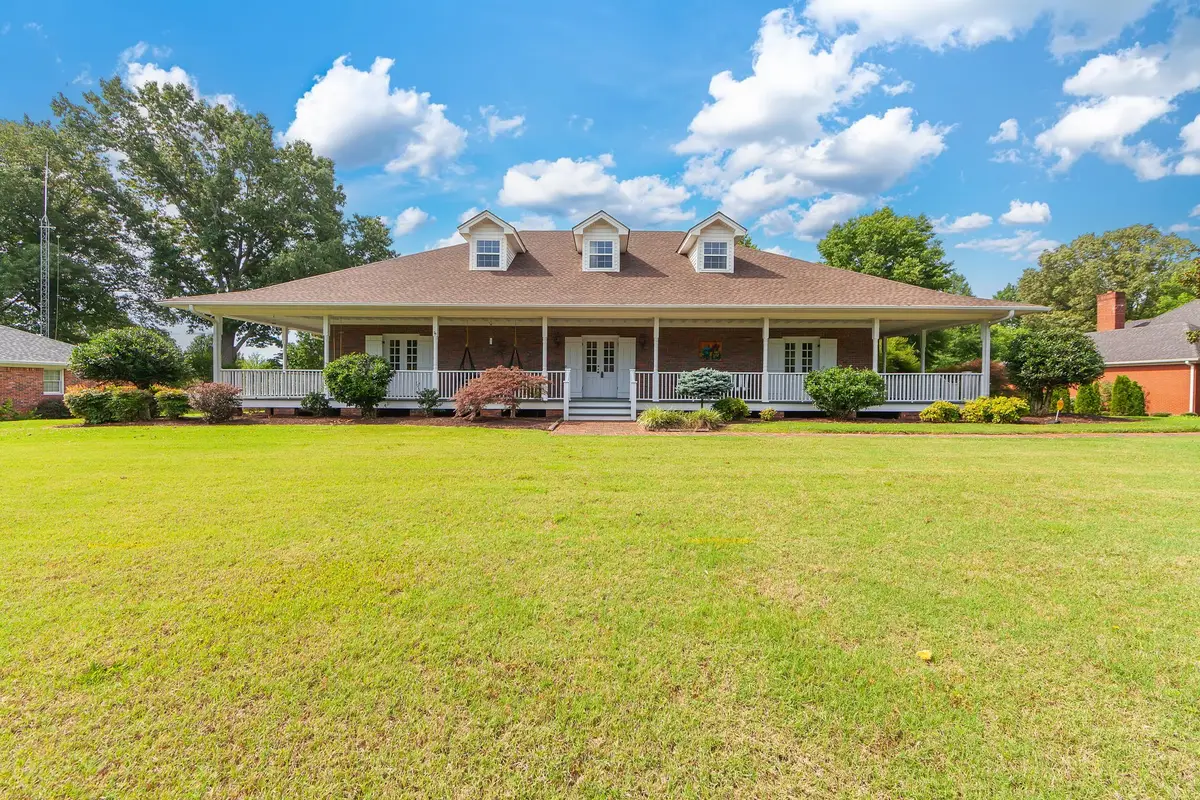 2812 Chere Carol Rd, Humboldt, TN 38343 - #1
