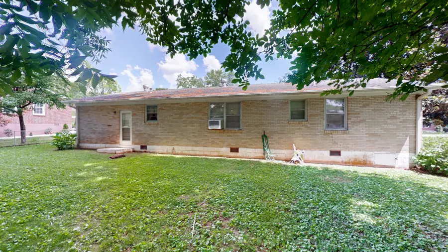 203 Gardendale Dr, Columbia, TN 38401 - #2