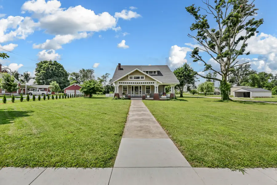 407 E Nashville St, Pembroke, KY 42266 - #3