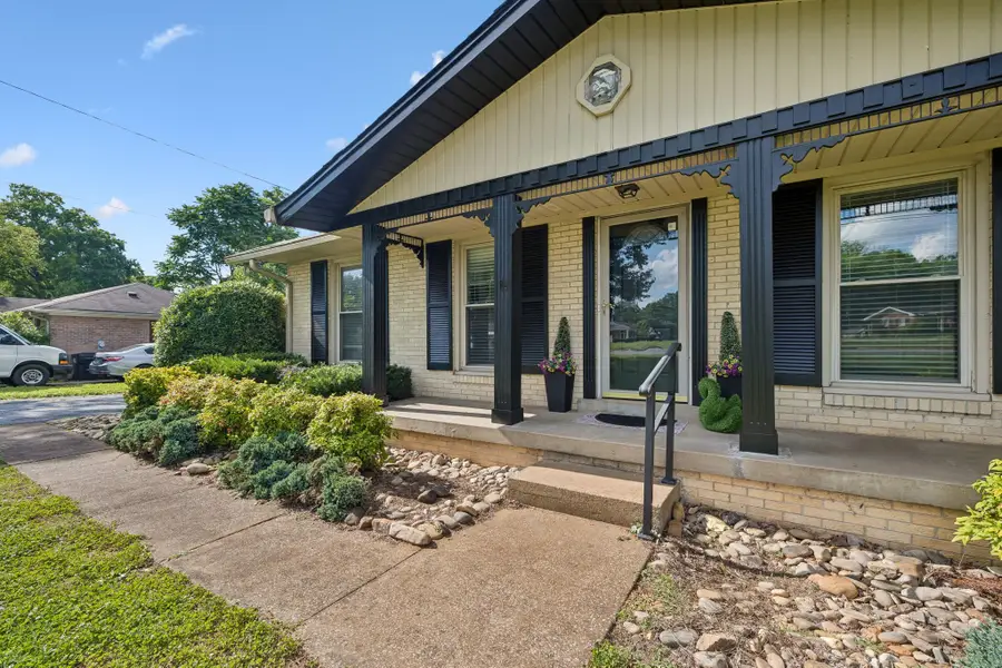 810 W Northfield Blvd, Murfreesboro, TN 37129 - #2