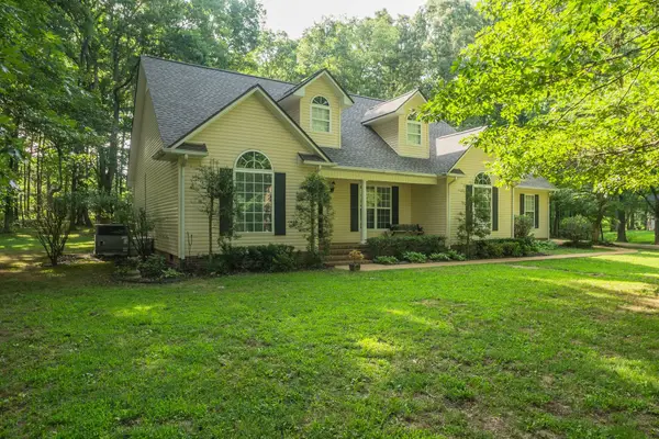 5 Woodland Cir, Lawrenceburg, TN 38464