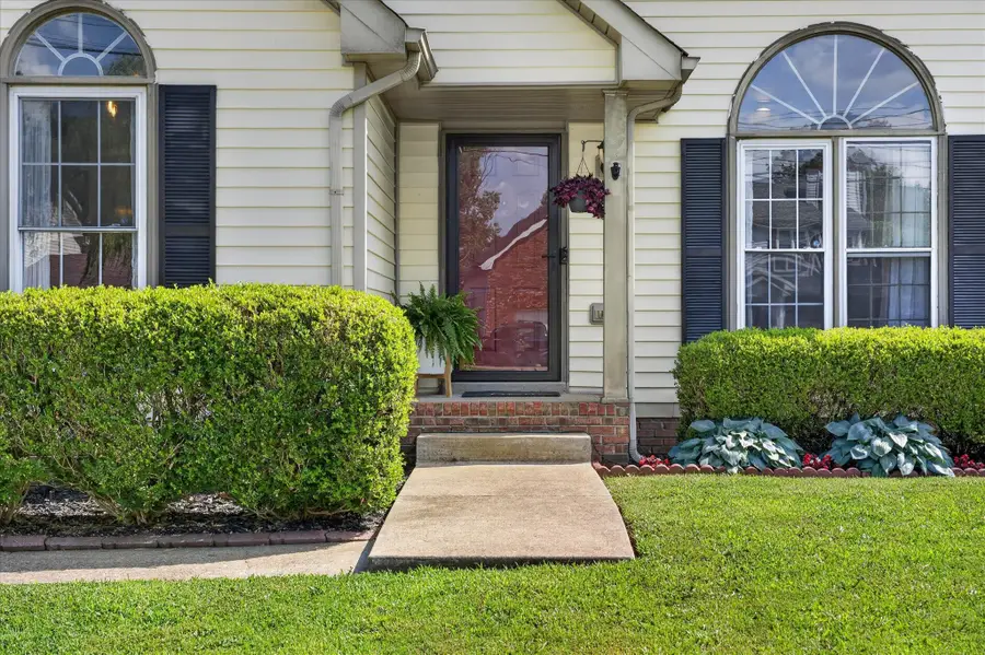 472 Bamburg Dr, Clarksville, TN 37040 - #3