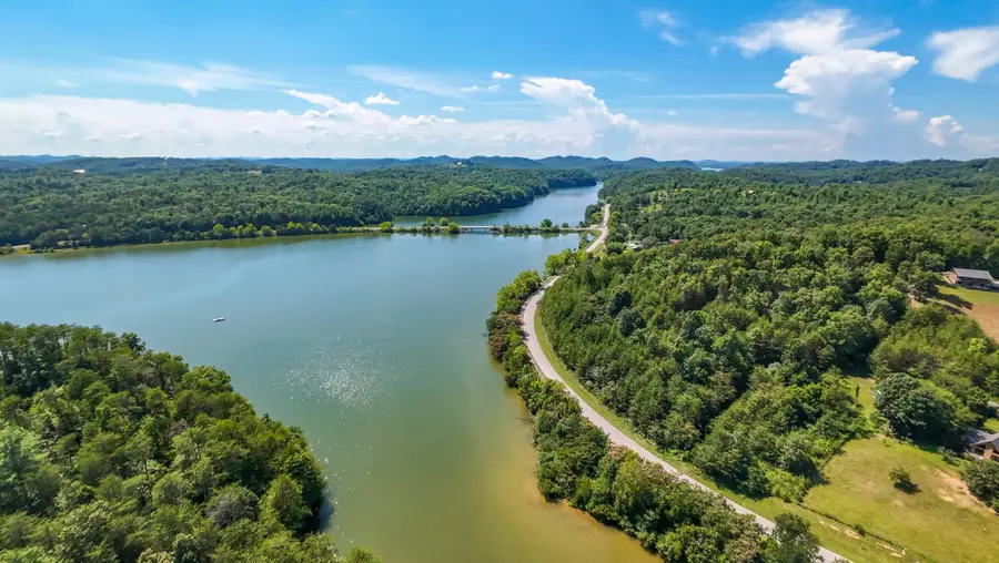 151 Citico Rd, Vonore, TN 37885 - #2