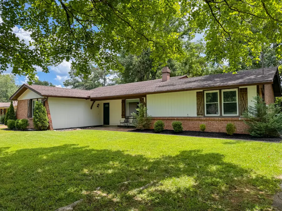 302 Matterhorn Dr, Old Hickory, TN 37138 - #2
