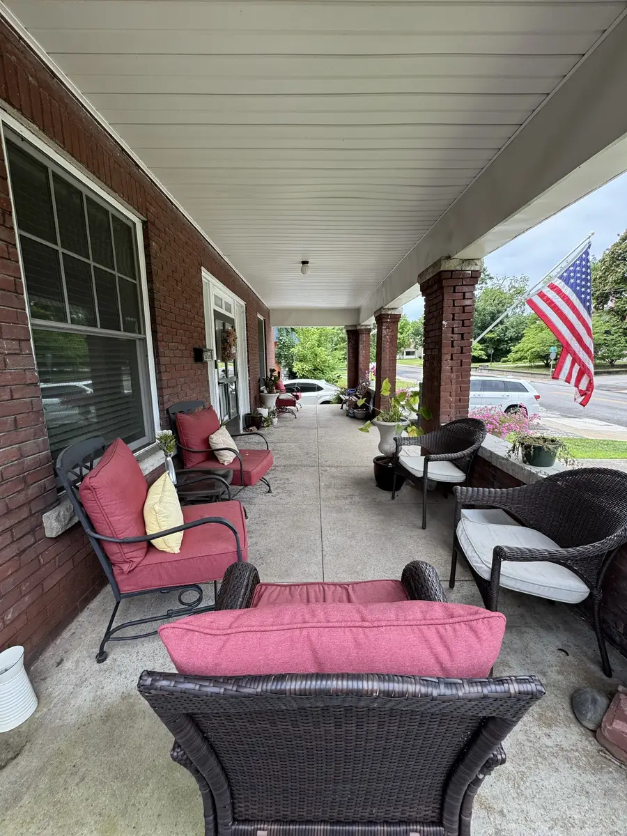 1806 S Main St, Hopkinsville, KY 42240 - #3