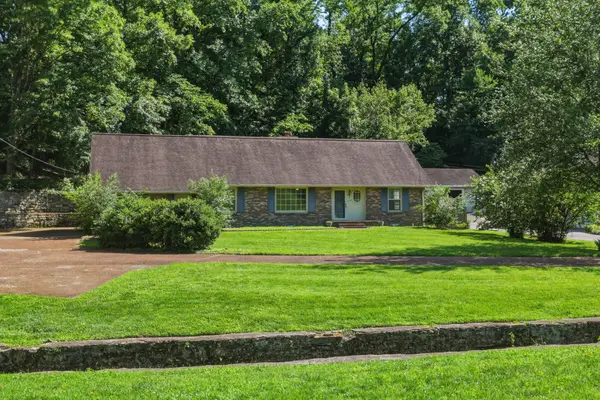 2739 Windemere Dr, Nashville, TN 37214