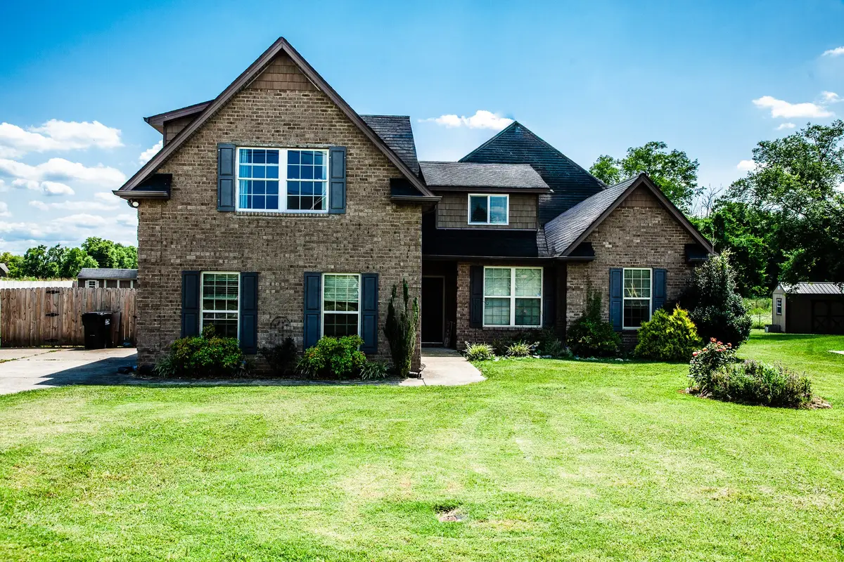 2042 Grandstand Dr, Lascassas, TN 37085 - #1