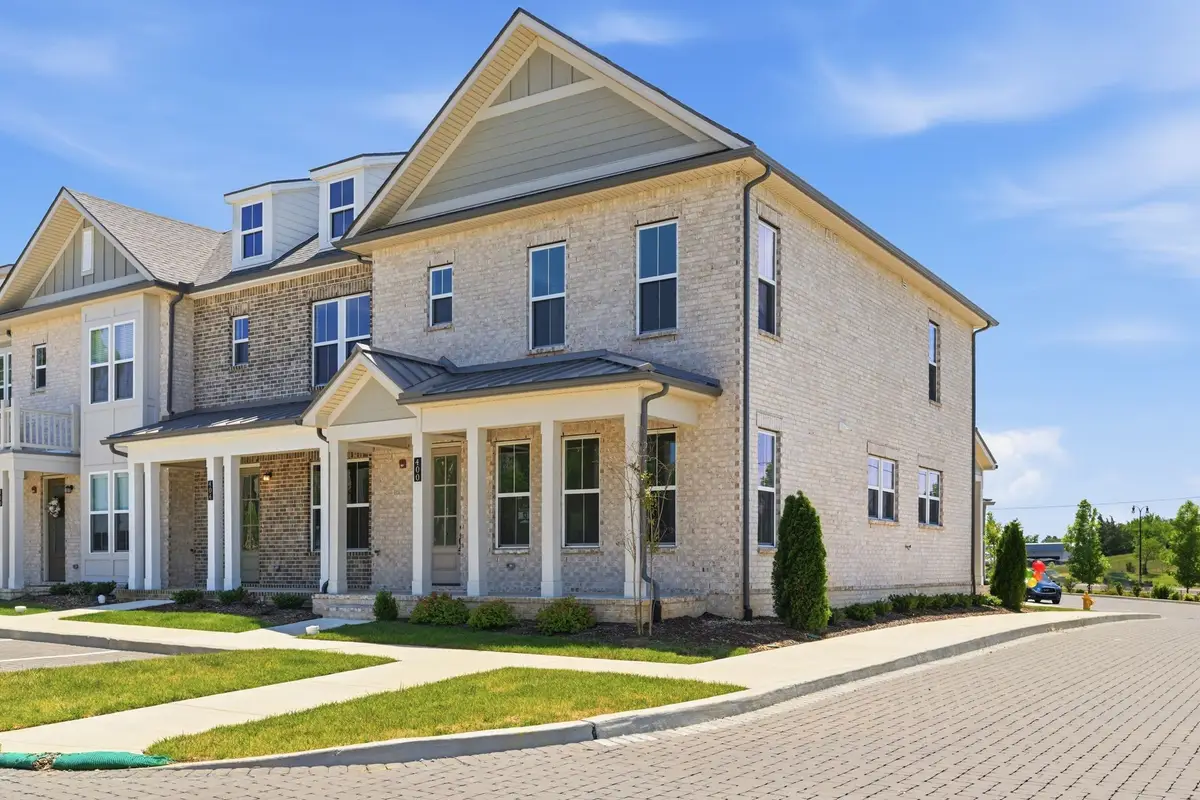 400 Perch St, Hendersonville, TN 37075 - #1