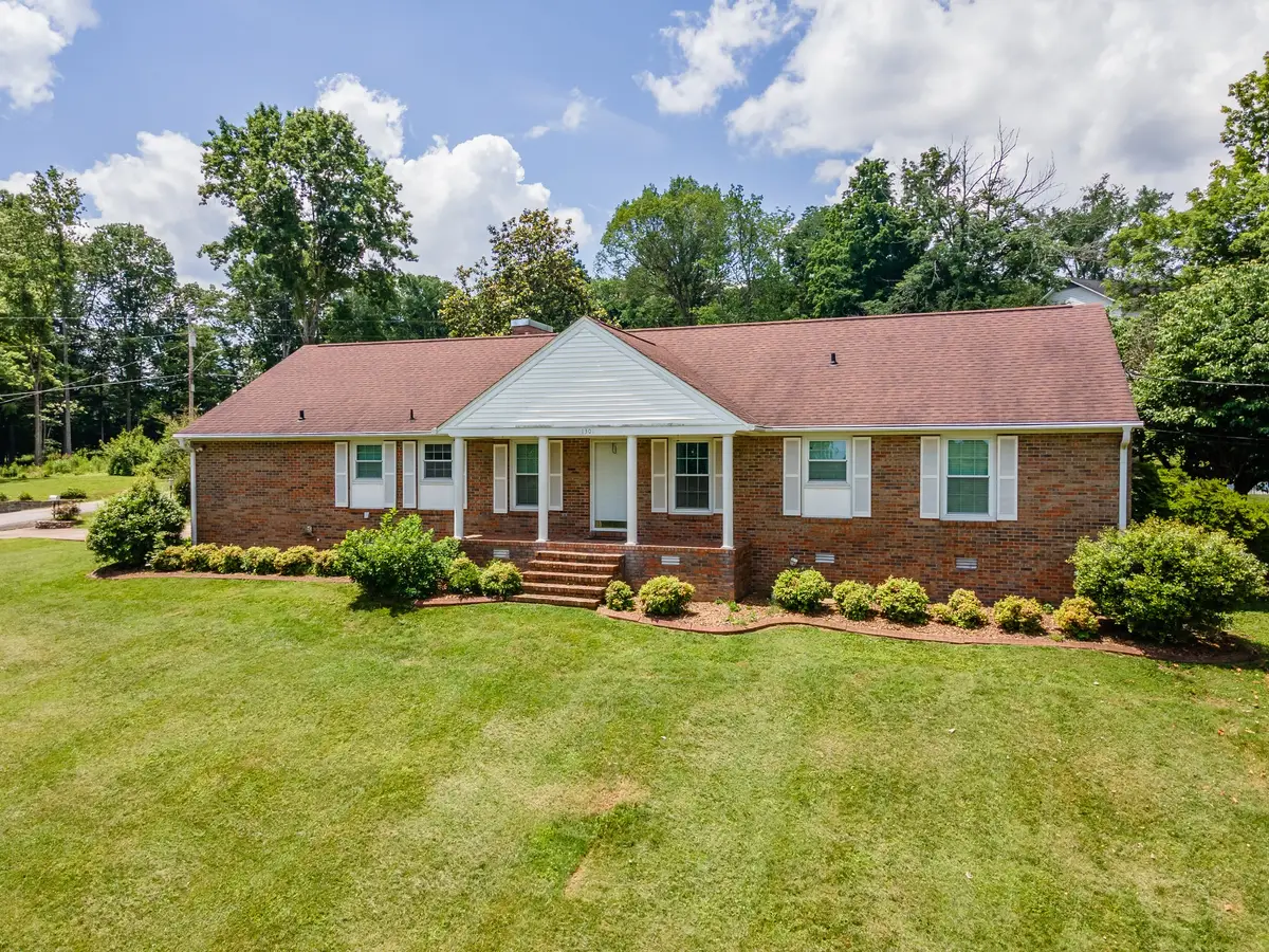 1301 White Dr, Lewisburg, TN 37091 - #1
